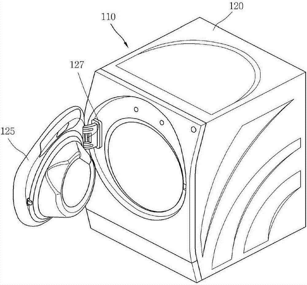 Laundry treating apparatus and method for controlling feed water valve