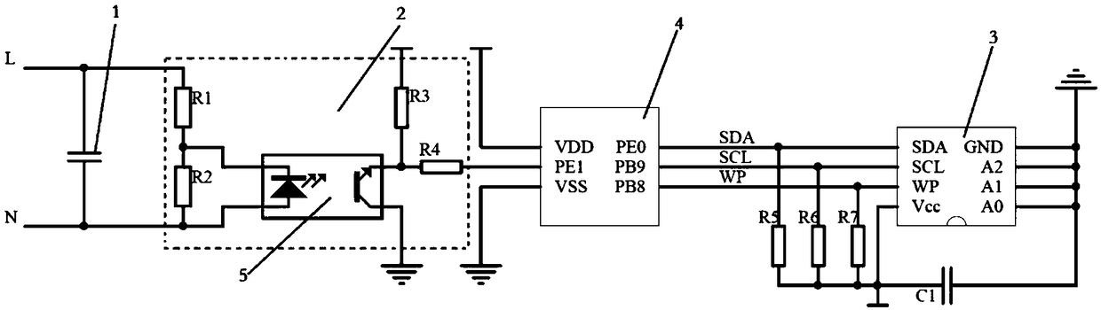Air conditioner incoming line terminal capacitance failure storage device and capacitance failure analysis method