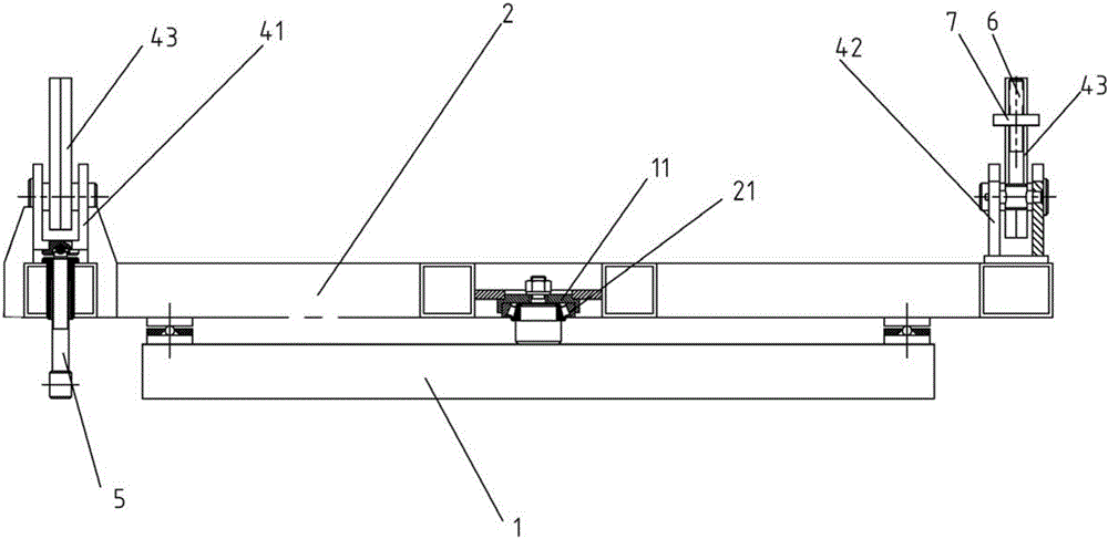 Fine adjusting device for assembling front and rear suspensions of chassis of passenger car