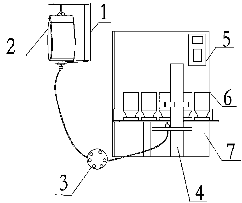 Penicillin bottle medicine dissolving device