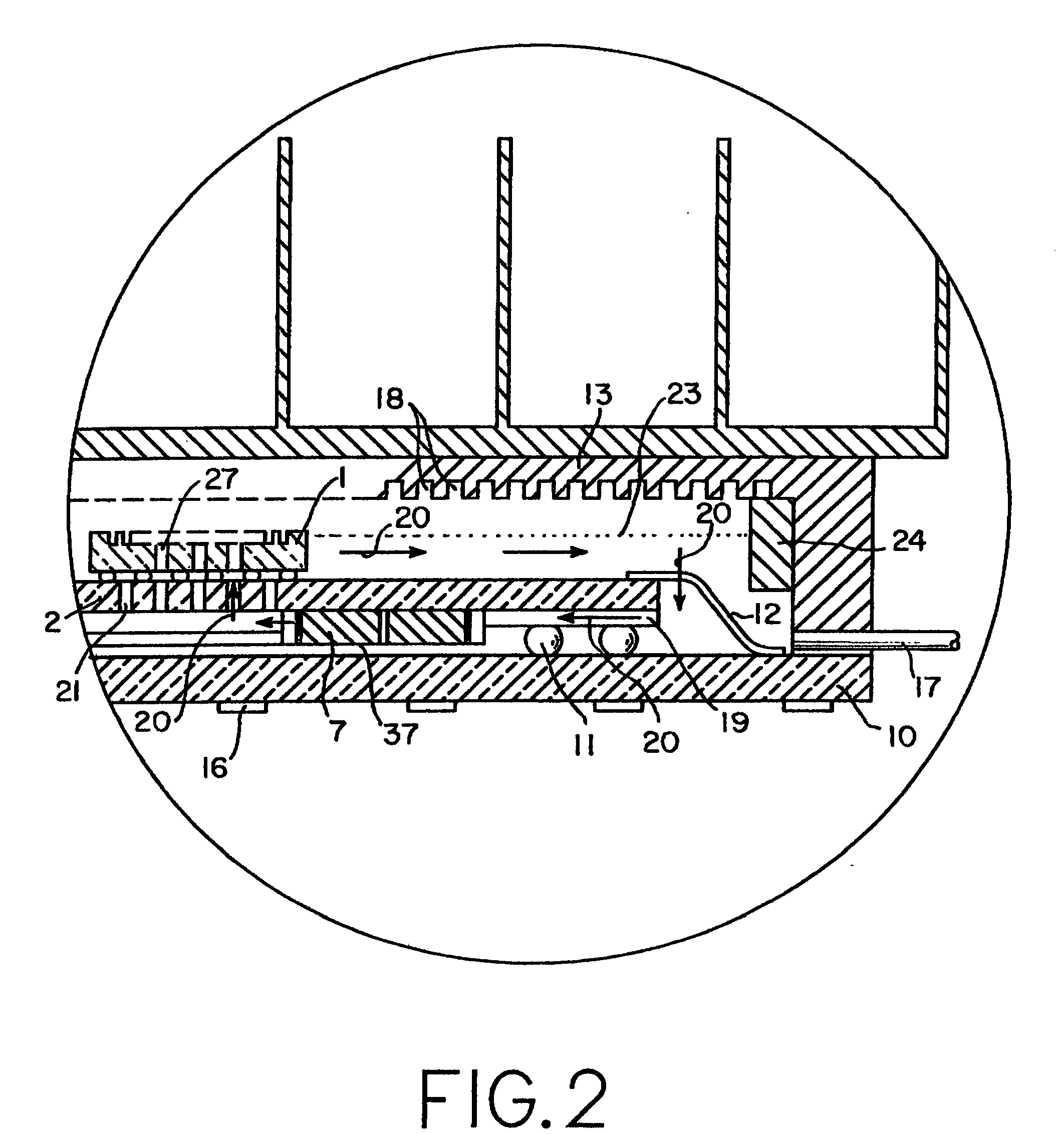 Chip packaging module with active cooling mechanisms
