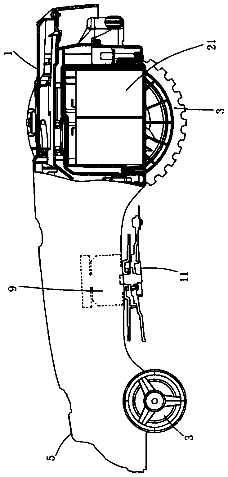 Robot lawn mower and its battery detection method