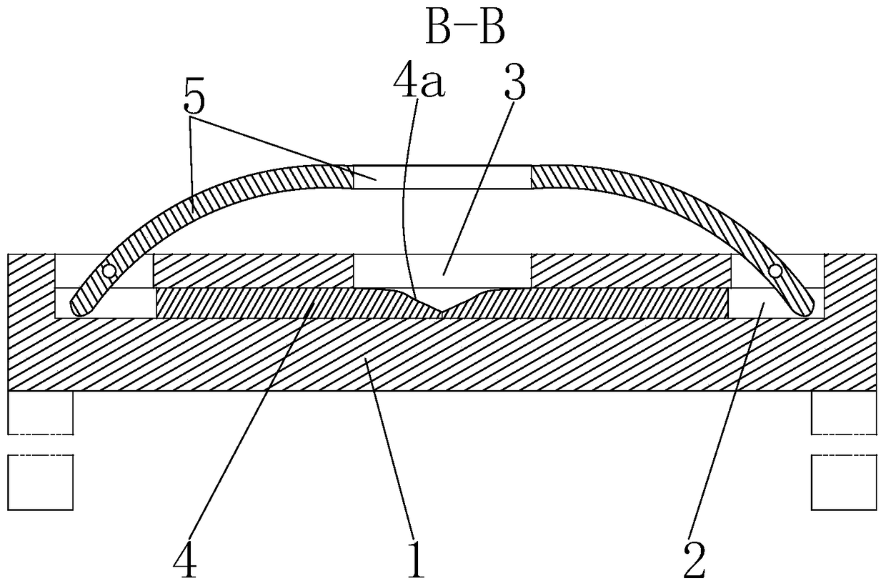 A fixed storage device for large ball parts