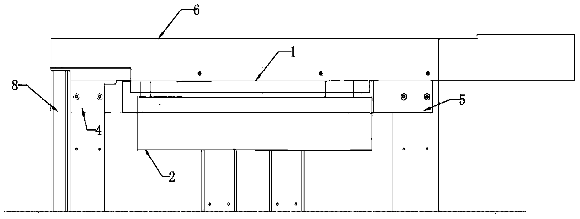 Mechanism for achieving function of cutting while walking of automatic cutting machine