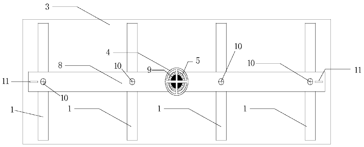 Toothed plate telescopic gravity type foundation and installing method thereof