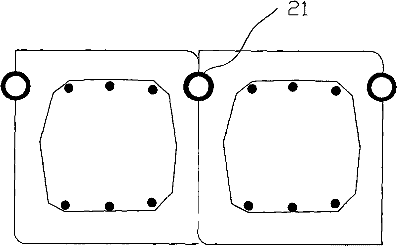 Preparation method for preformed hole split pouring fender pile