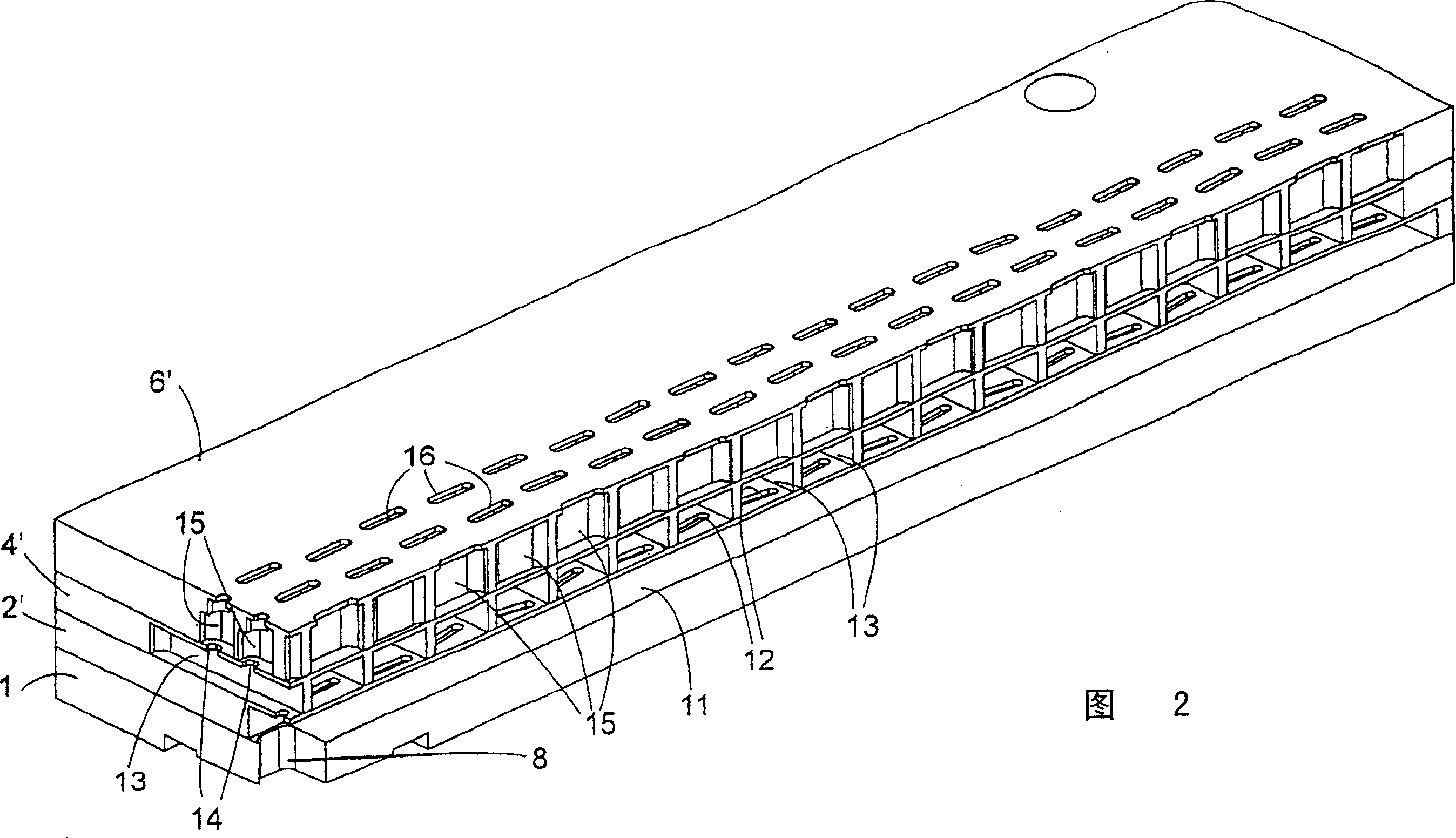 Hollow waveguide sector antenna