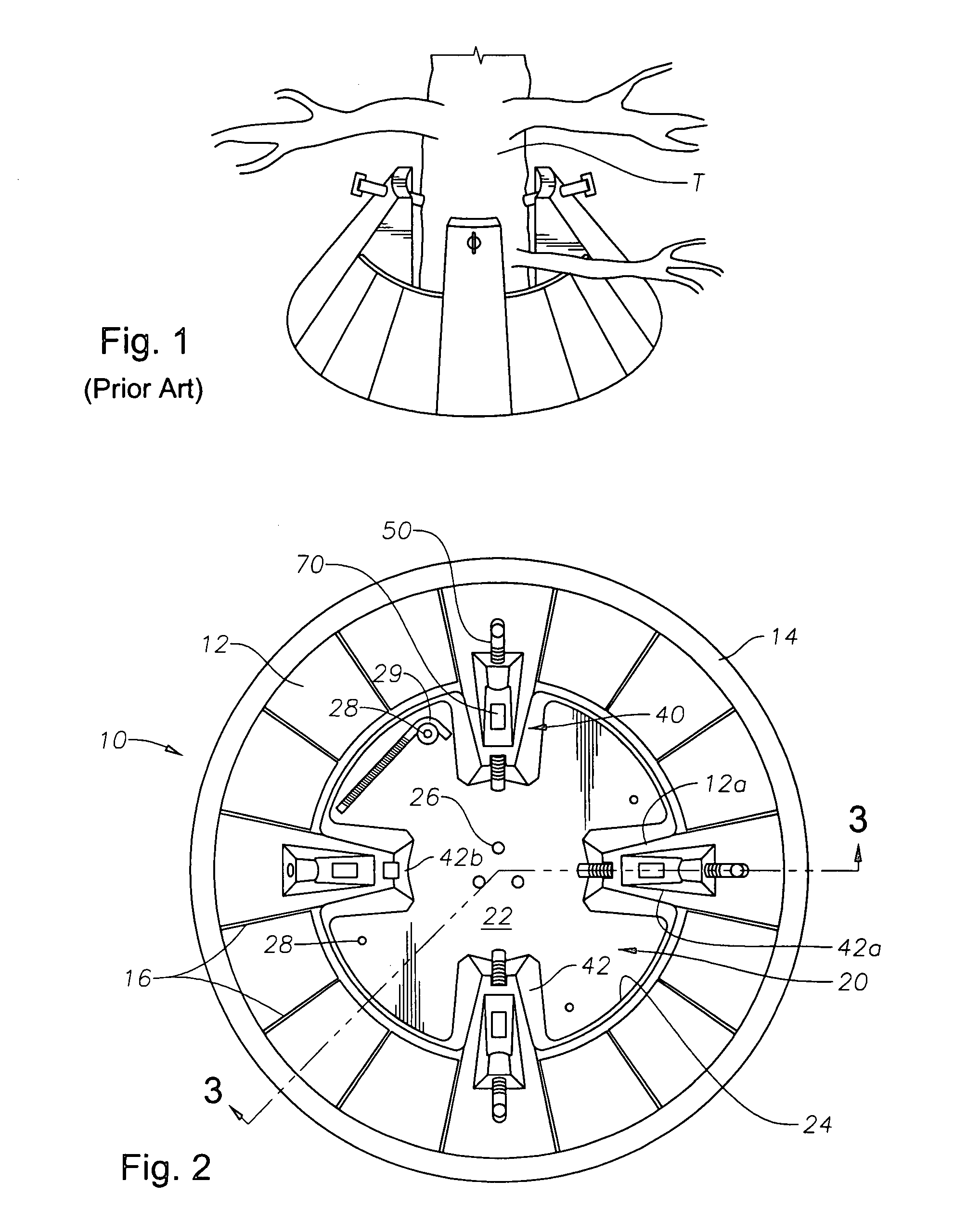 Tree stand with fast-acting screw assembly and method of using same