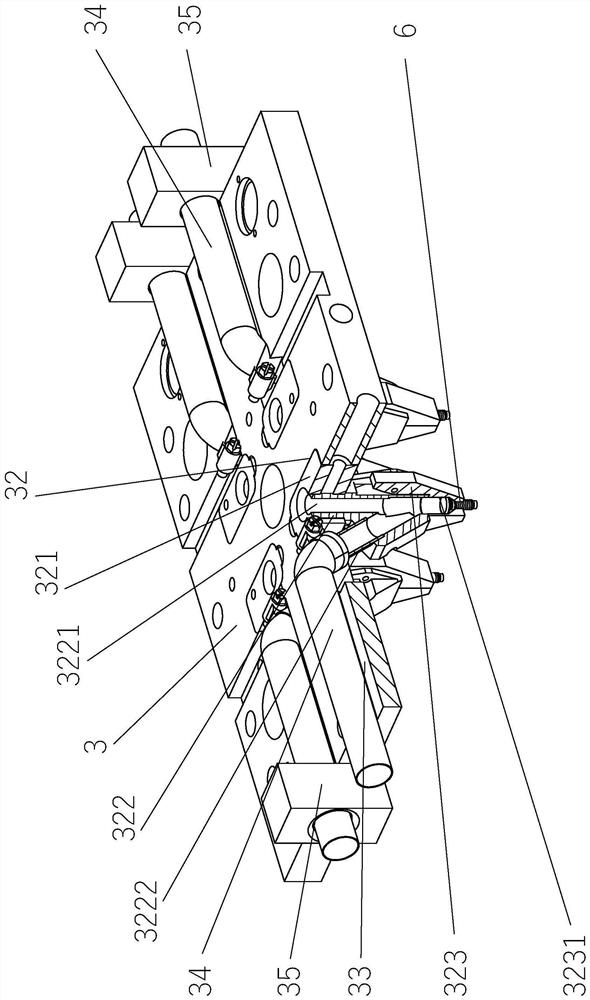 Automatic rivet feeding die mechanism