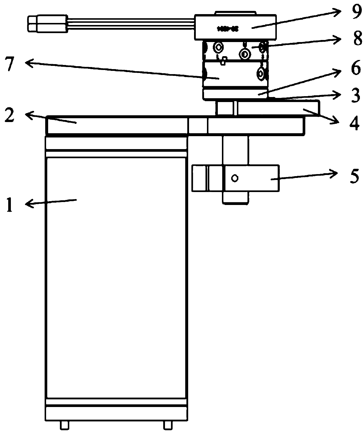 Welding head assembling and disassembling device