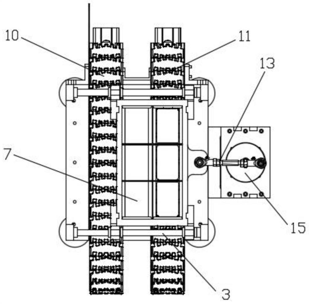 Efficient and stable distributing and conveying mechanism for medicine plates