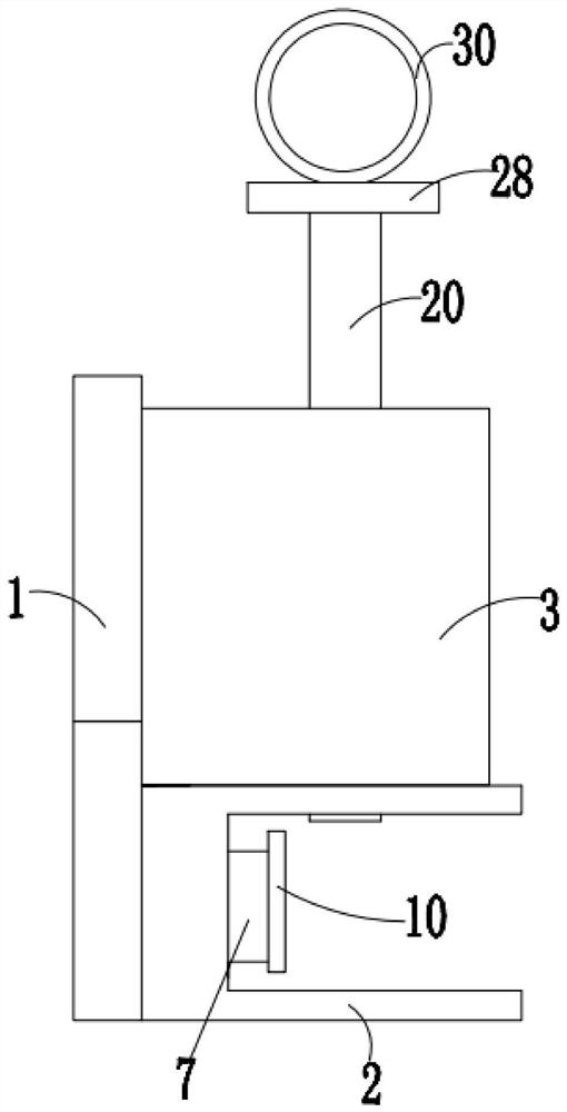 Connecting device used between airport trailers