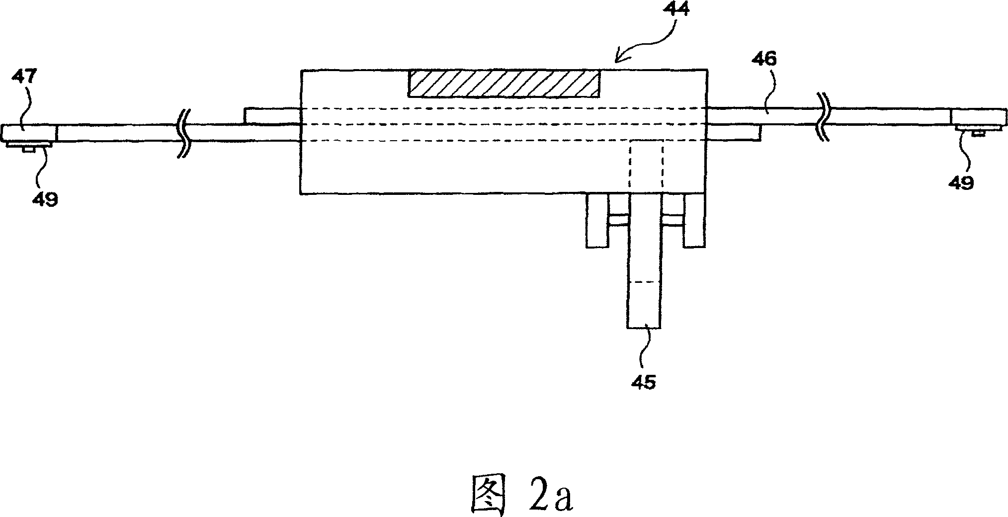 Surface treatment device, transport hanger and transport method for transport hanger