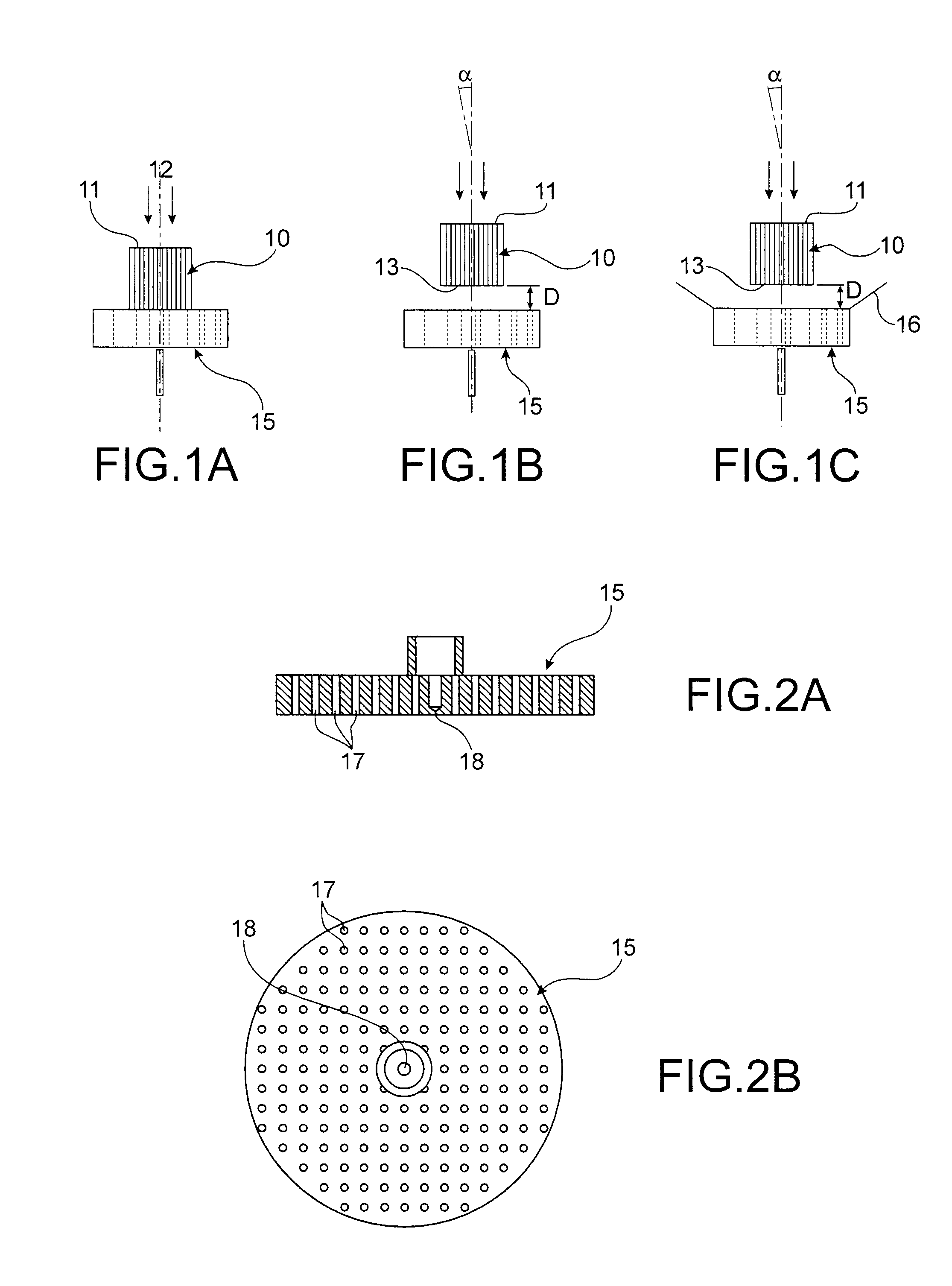 Method and device for the infiltration of a structure of a porous material by chemical vapour deposition