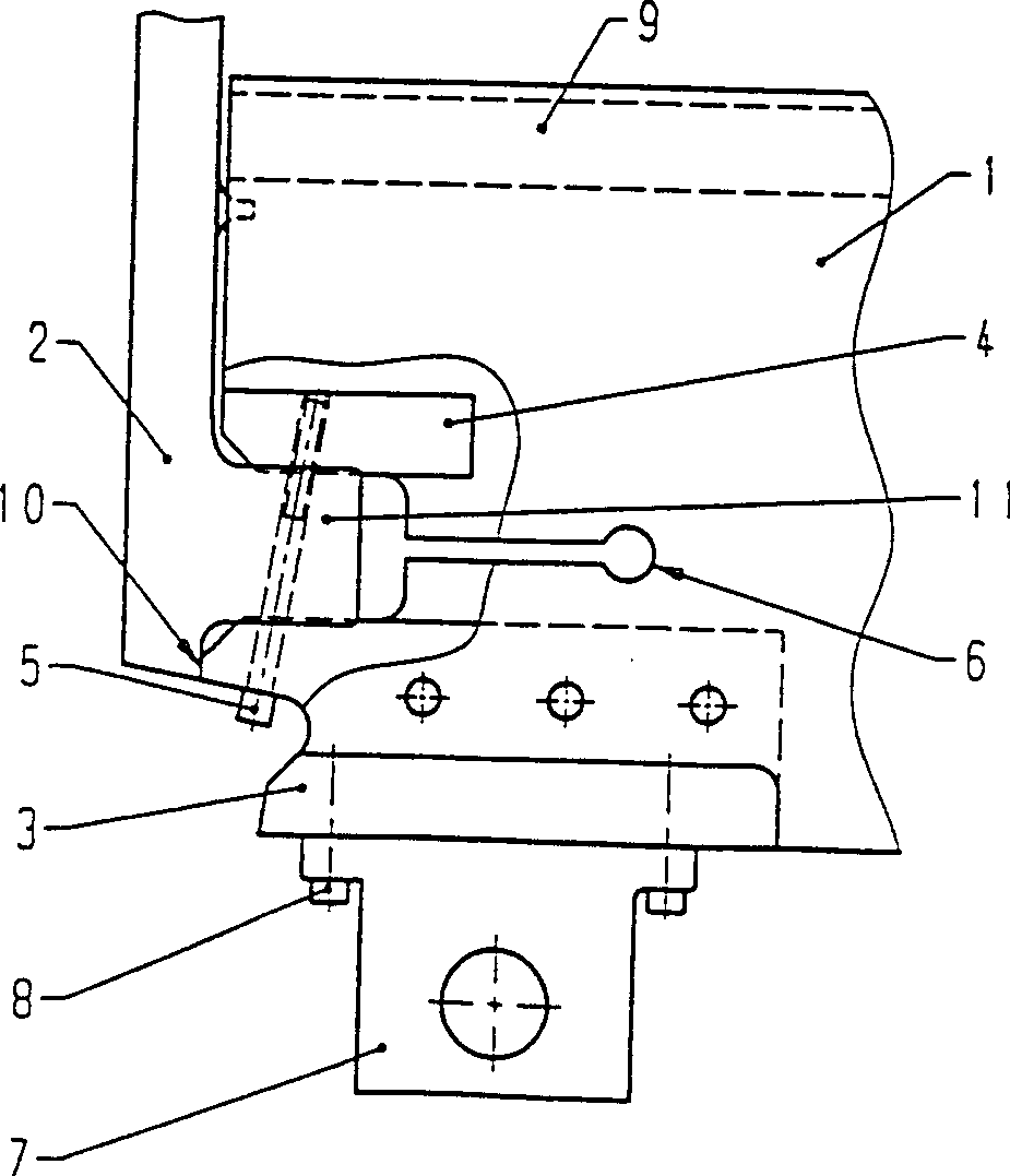 Harness frame angle connecting device