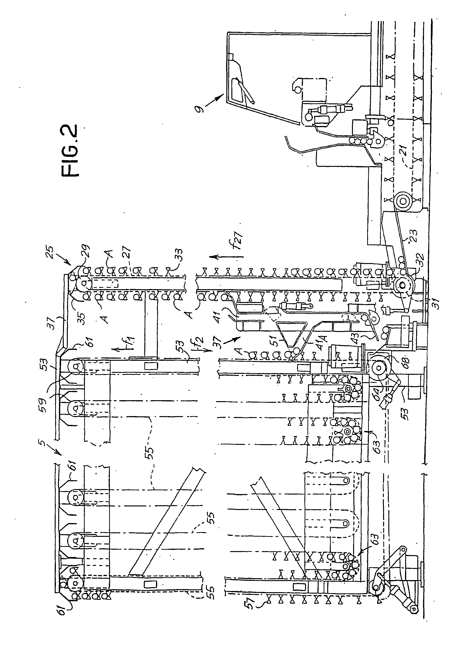 Accumulator for elongated products, such as tubes and the like