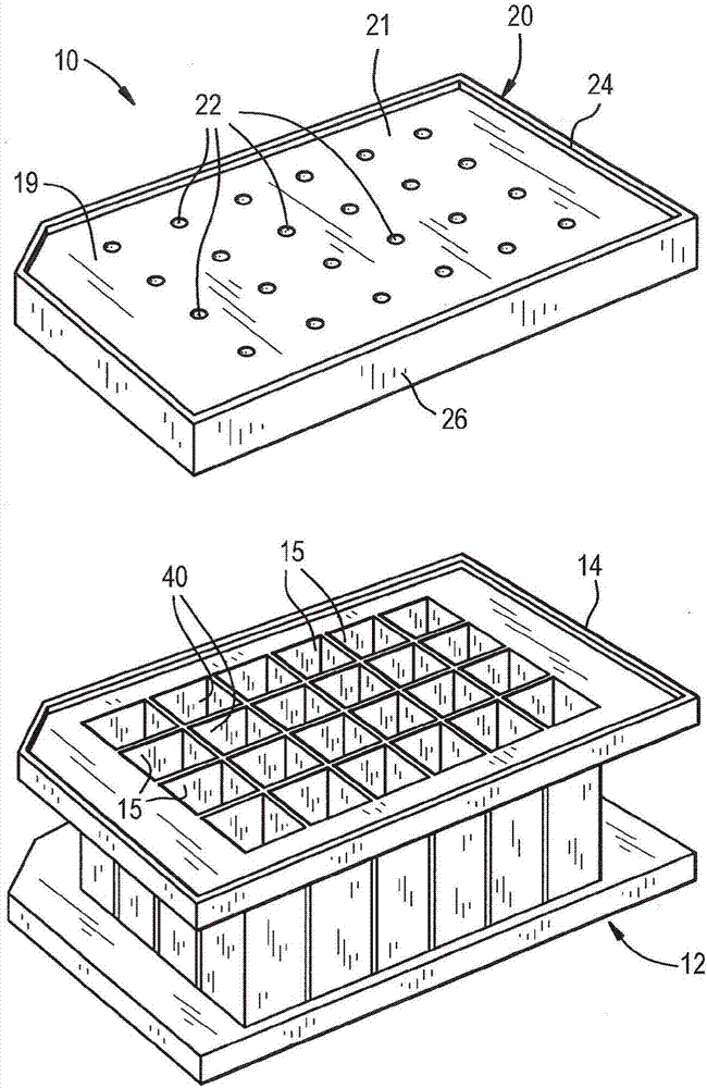 Fitted lid for multi-well plate