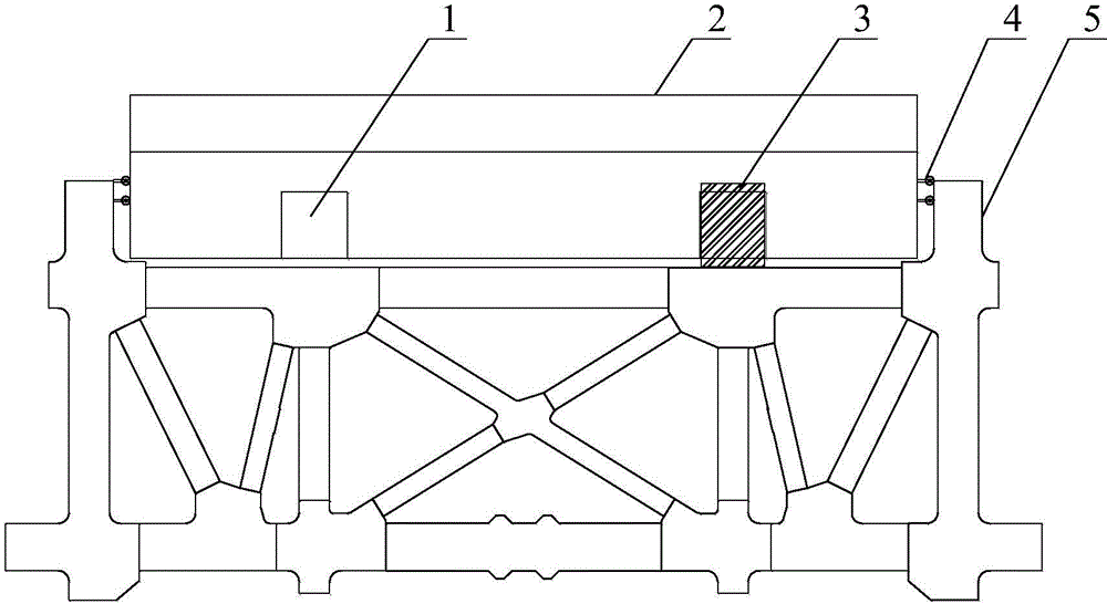 Device and method for closure construction of girder side span of cable-stayed bridge