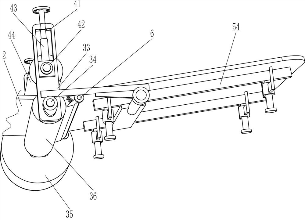 Adjustable gypsum board water squeezer for gypsum molding