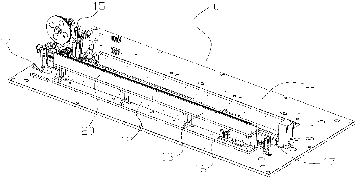 Coil spring tape spreading device for sun visor