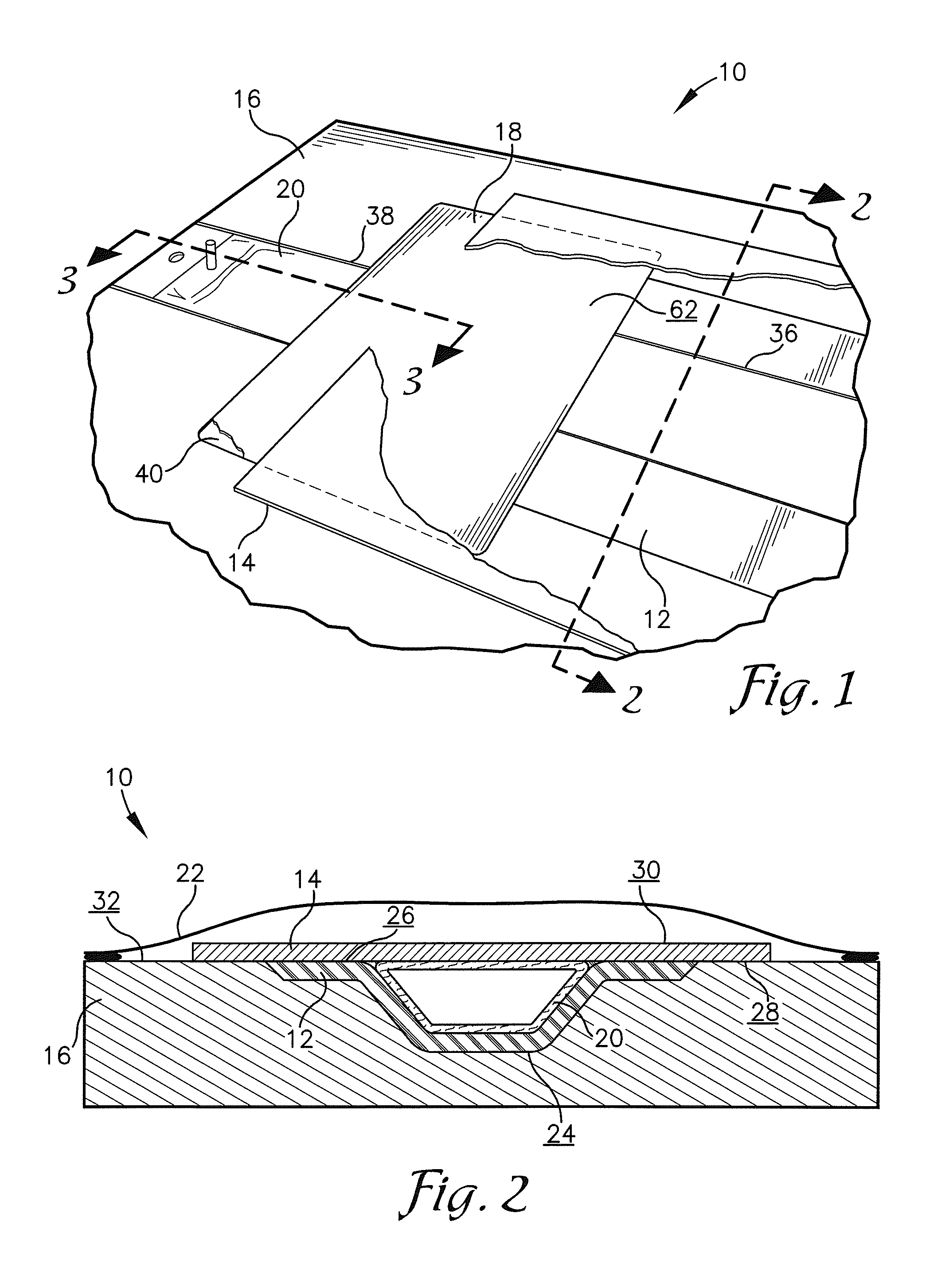 Method and tooling for manufacture of co-cured composite structures