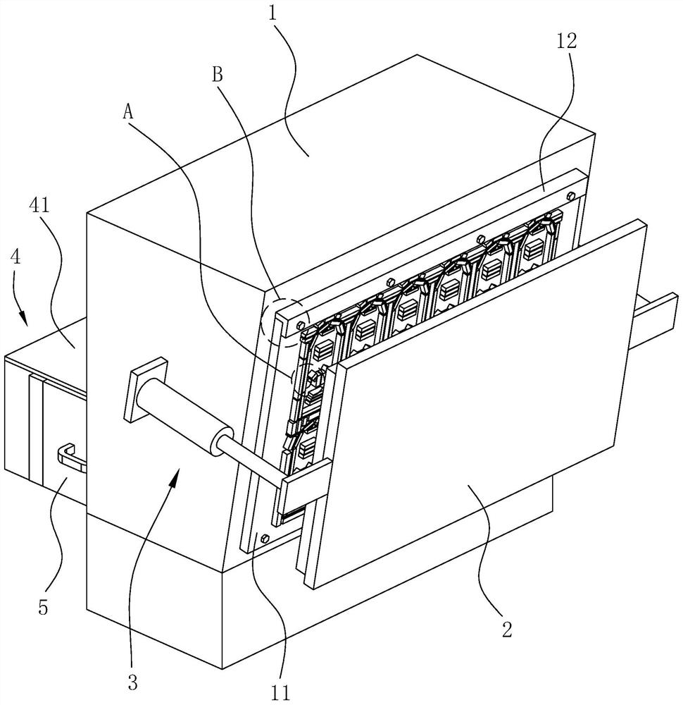 An automatic waste removal type flat indenter tangent device