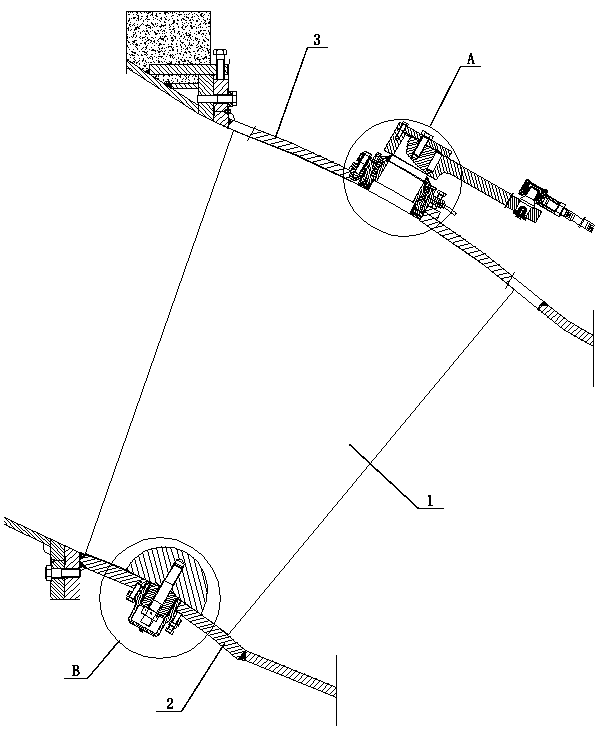 A tubular water turbine guide vane support adjustment device