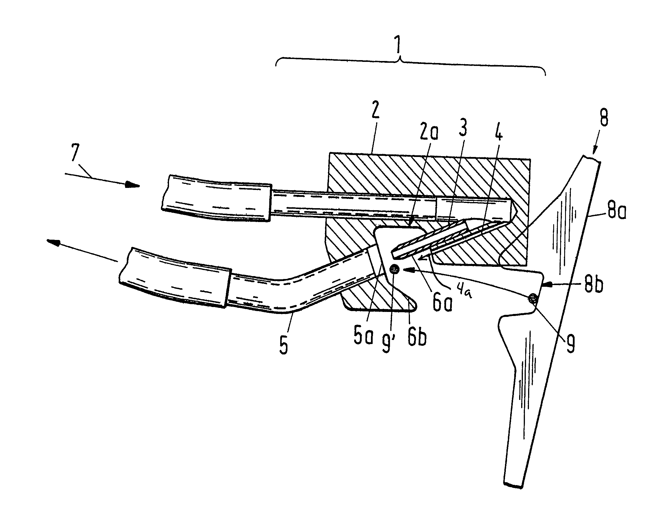 Catching and holding apparatus for the catching-side weft thread end in a weaving machine