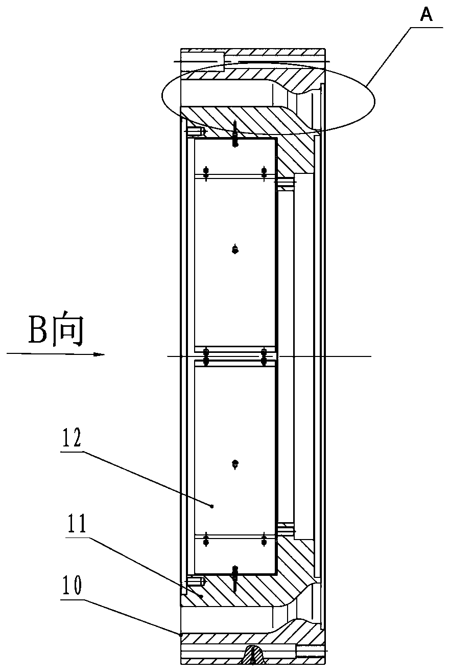 Mold for cross-specification production of high-density large-mouth diameter polyethylene pipes
