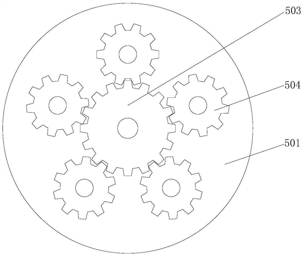 Multi-twisting machine with first twisting structure and second twisting structure for spinning