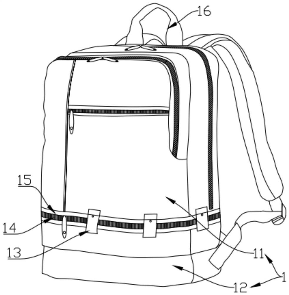 Traveling bag with variable volume