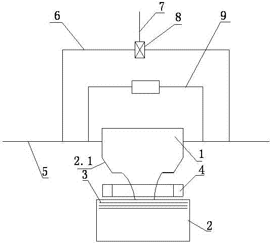 Film-drawing extruder die head with high safety