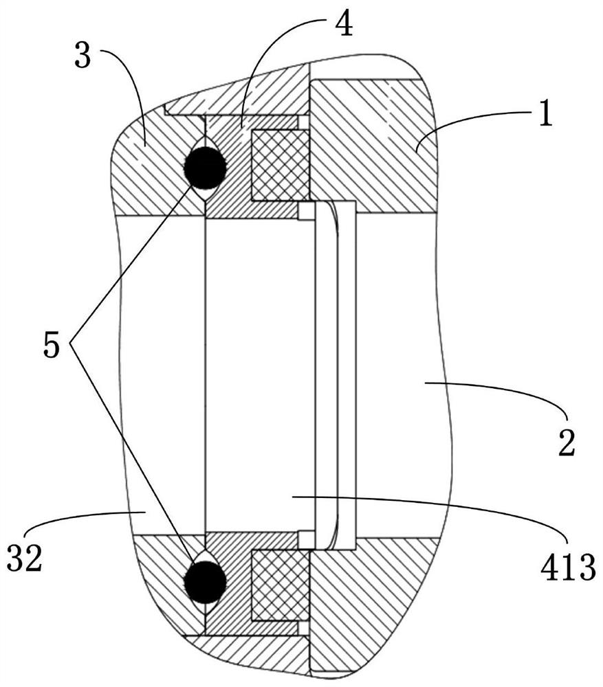 Self-compensating soft sealing structure of plug valve