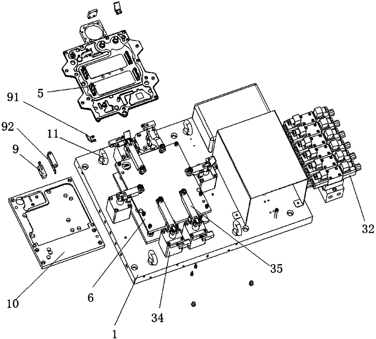 Welding automatic clamp used for stirring friction welding and control method thereof