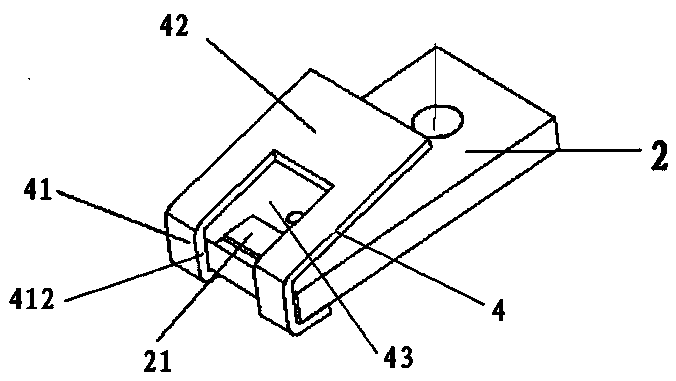 Circuit breaker contact arc extinguishing device and circuit breaker thereof