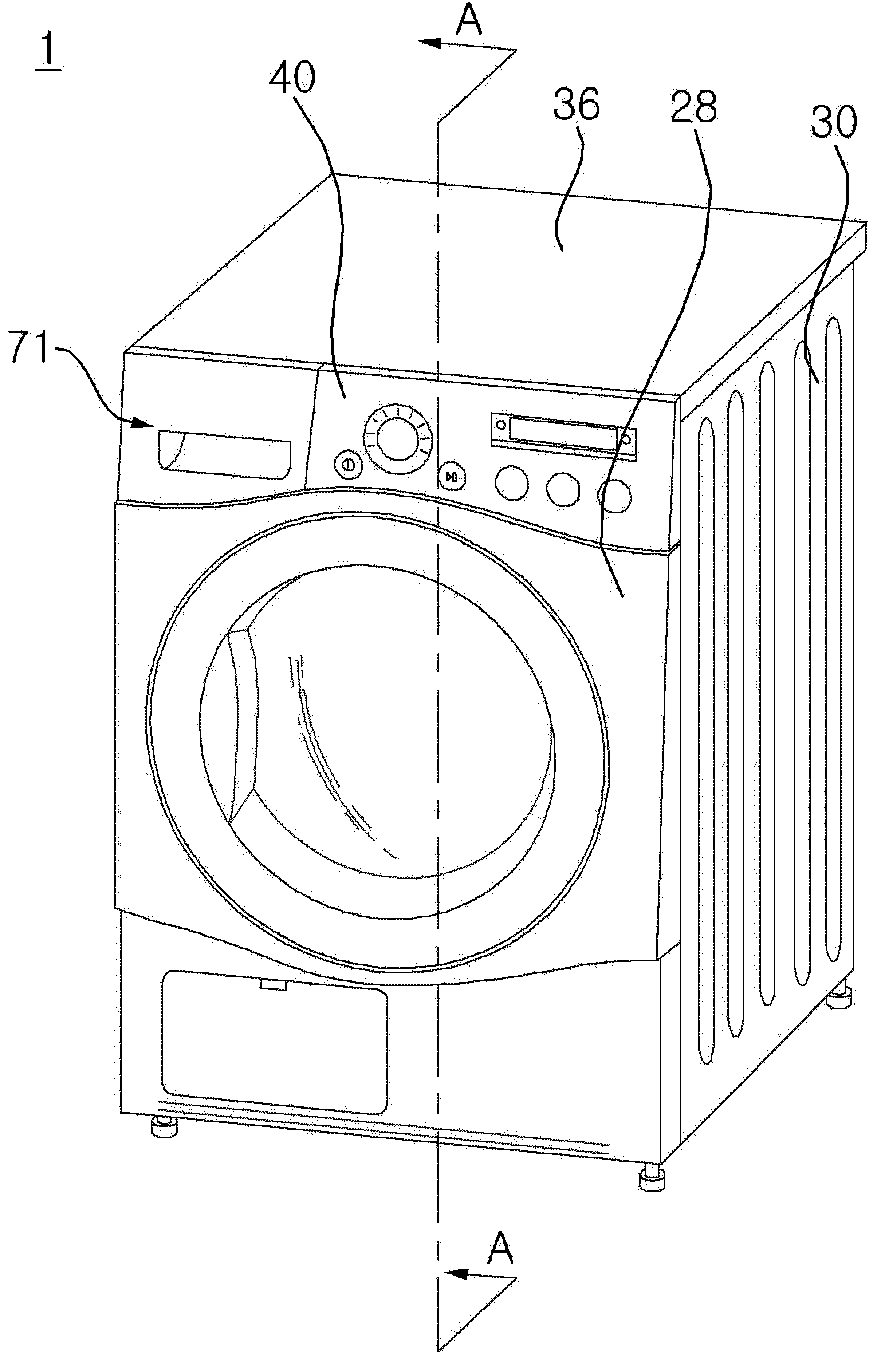 Steam spraying apparatus and clothing drying machine including the same