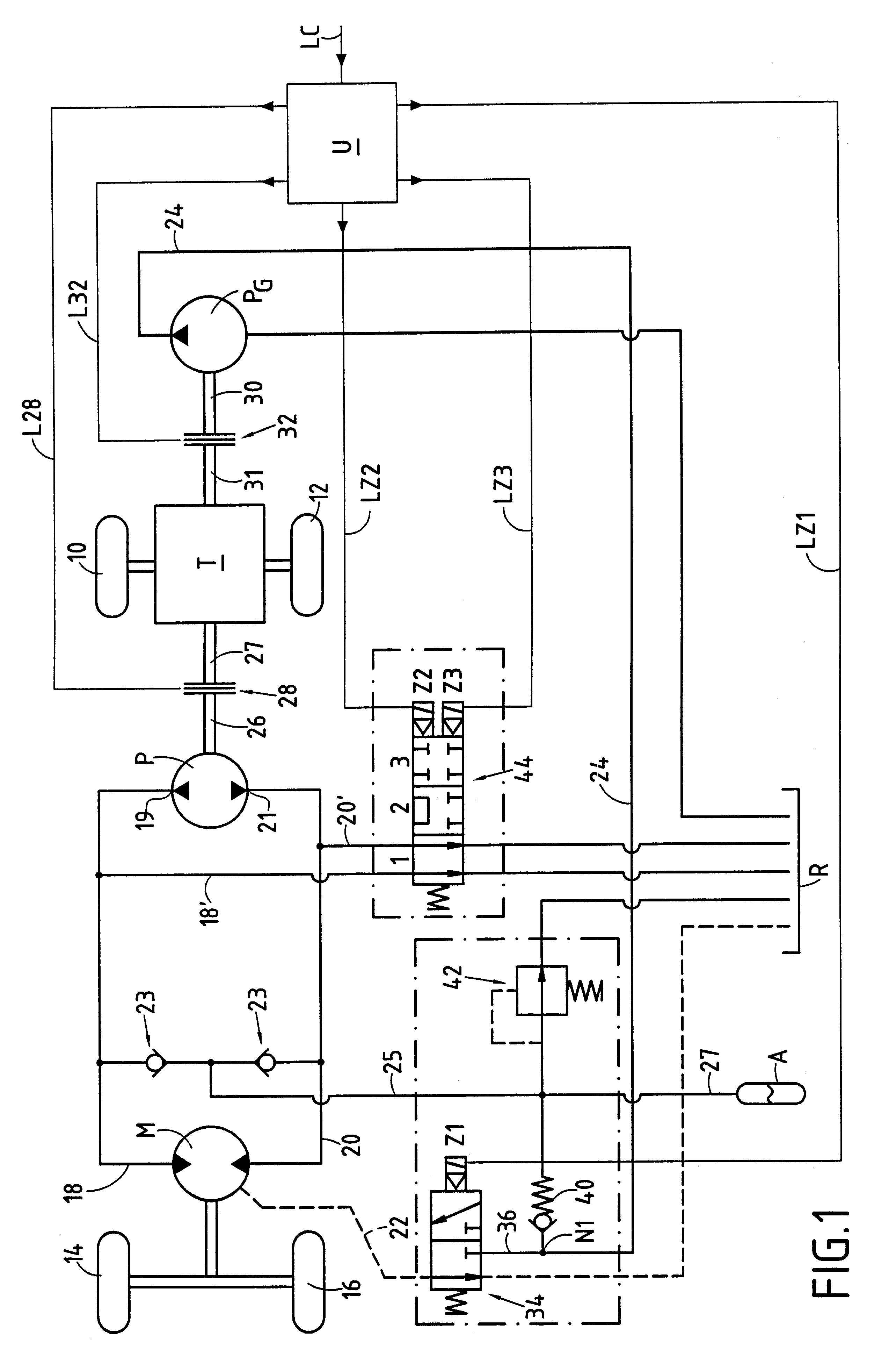 Drive assistance apparatus for a vehicle having a main transmission that is mechanical