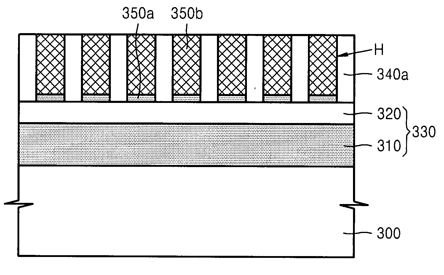 Method of manufacturing magnetic layer, patterned magnetic recording media including magnetic layer formed using the method, and method of manufacturing the same