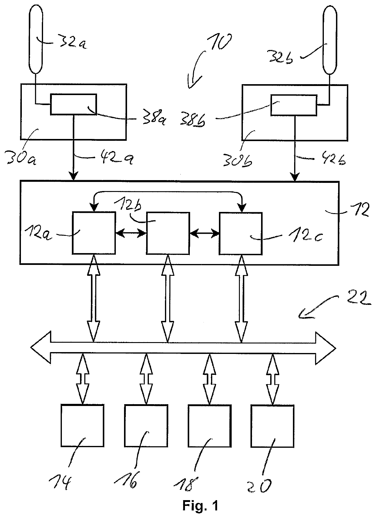 Fault tolerant aircraft flight control system and aircraft preferably having such an aircraft flight control system