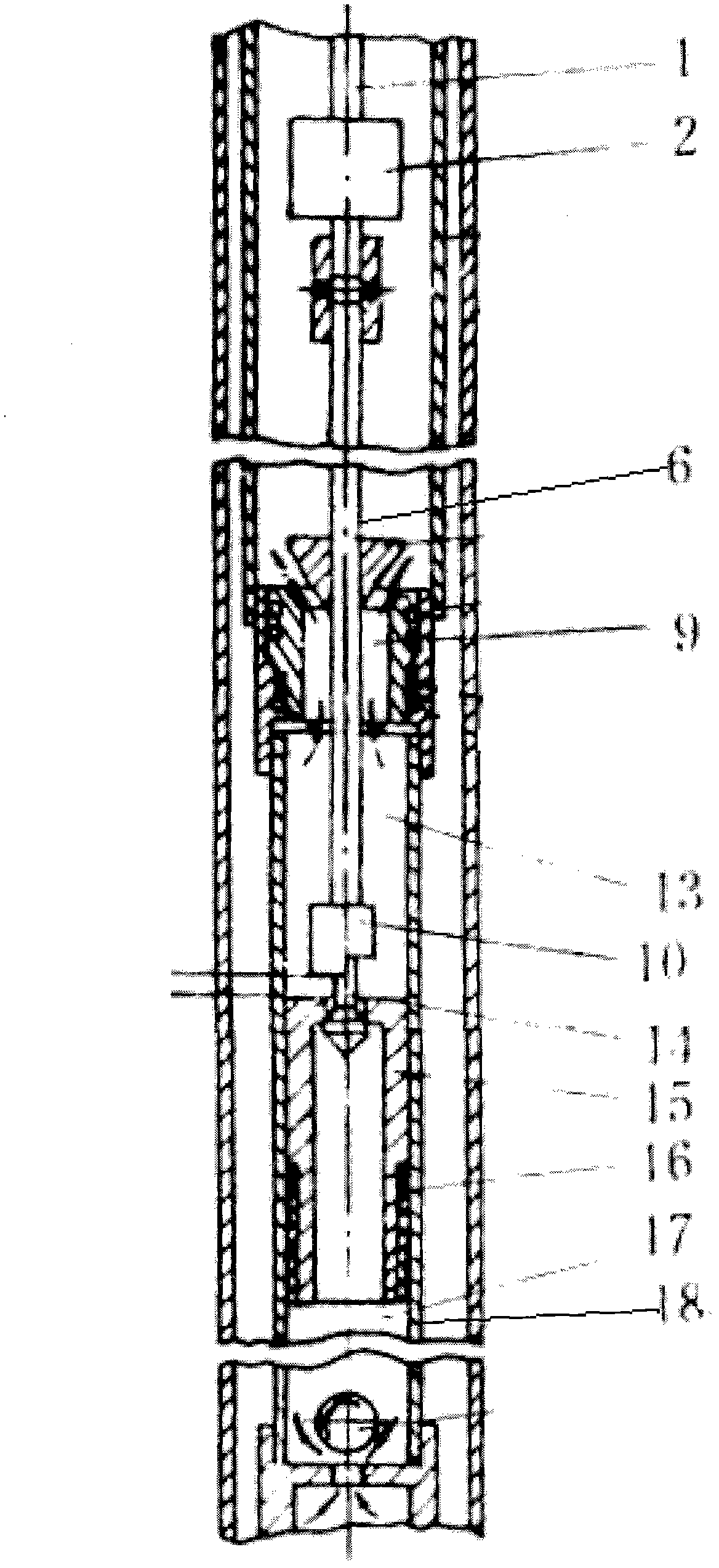 Oil pumping technique based on mechanical open-and-close valve oil well pump