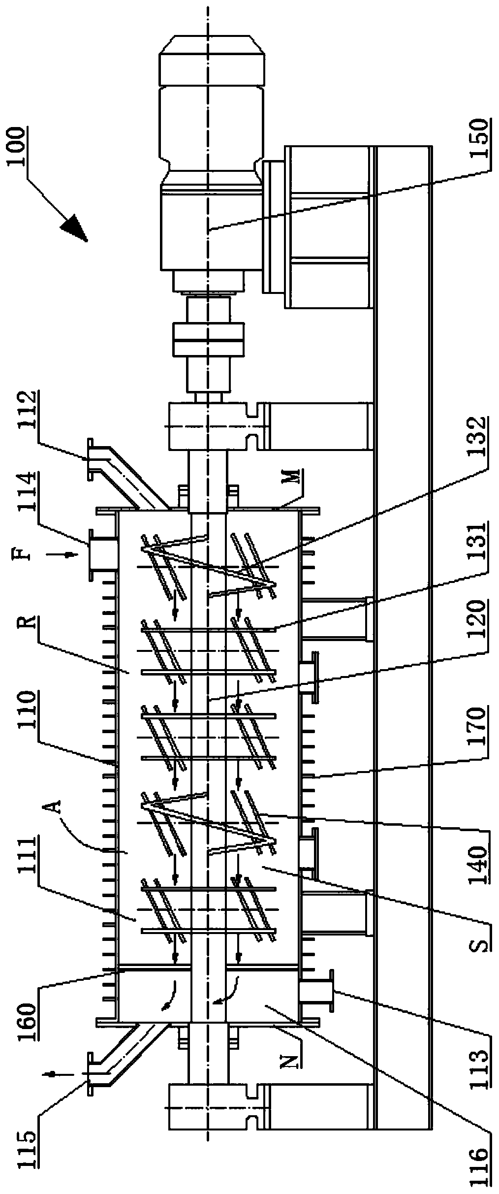 Cement clinker grinding implementation equipment and stirring device thereof