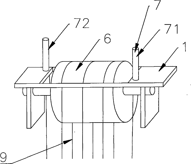 Automatic tension balancing rope head device for steel wire rope