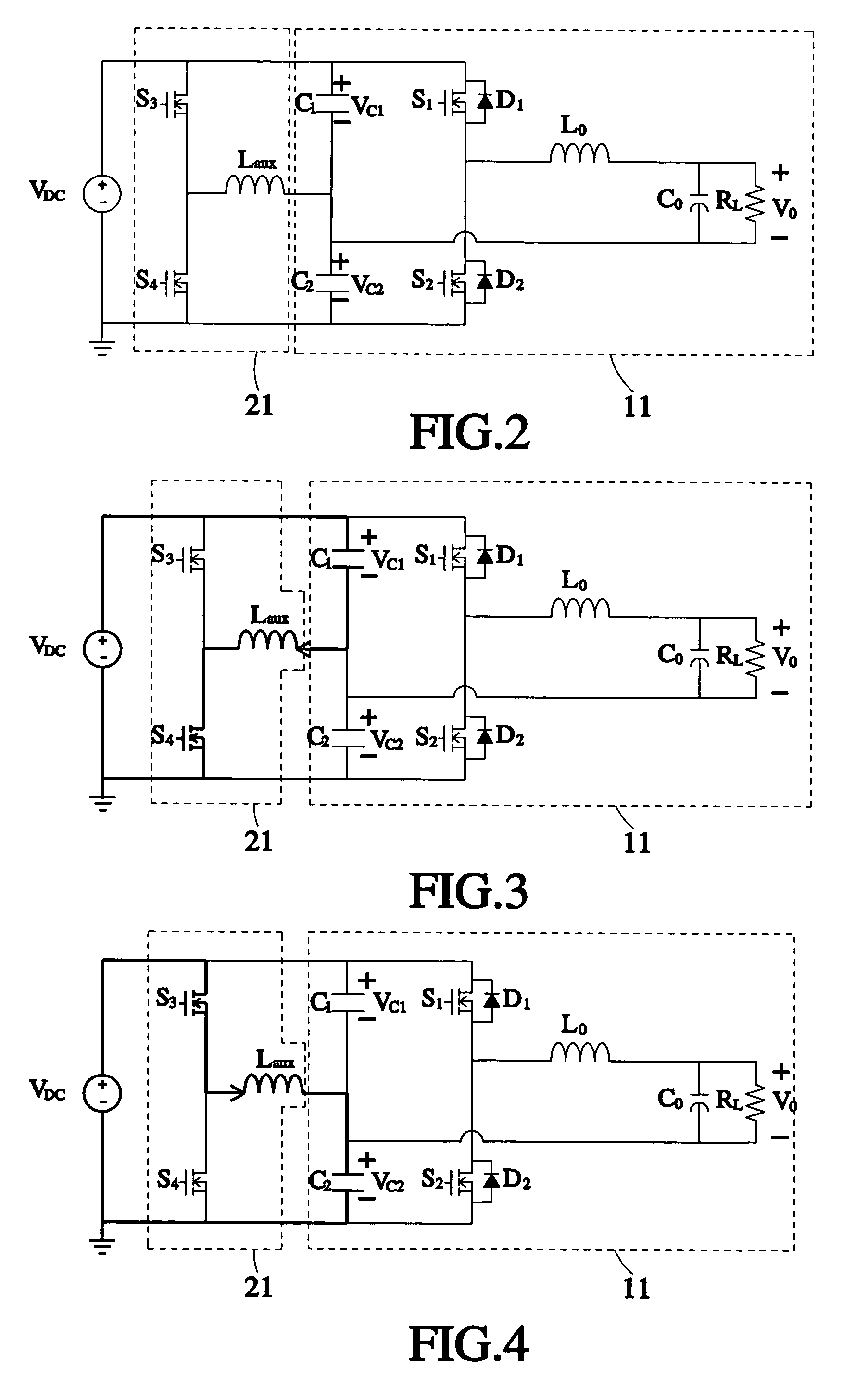 Method of compensating output voltage distortion of half-bridge inverter and device based on the method