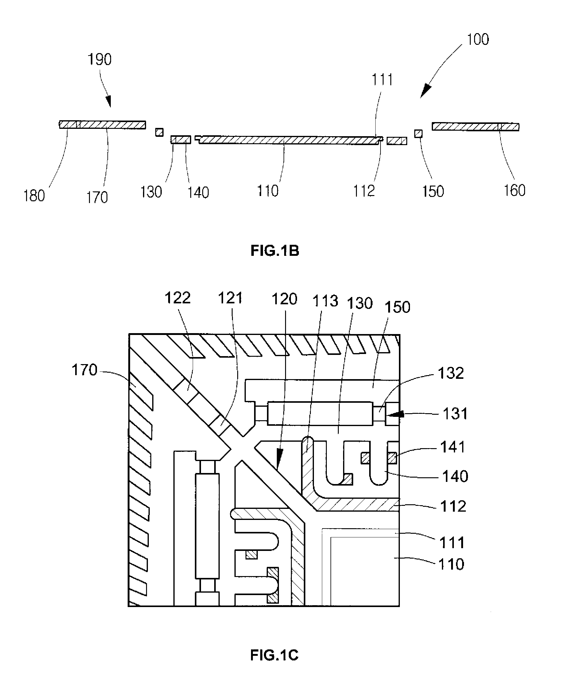 Semiconductor device including leadframe having power bars and increased I/O