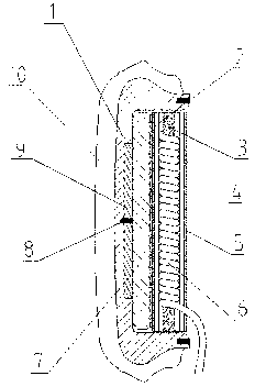 Electromagnetic-heating tire vulcanizing device capable of controlling heat source temperature segment by segment