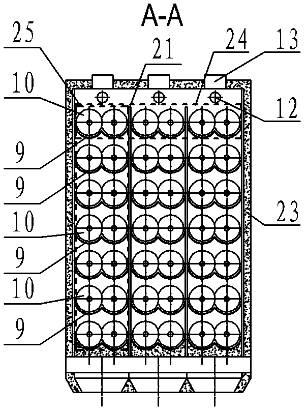 Sludge multi-stage drying device, fluidized bed combustion treatment device and fluidized bed combustion treatment method