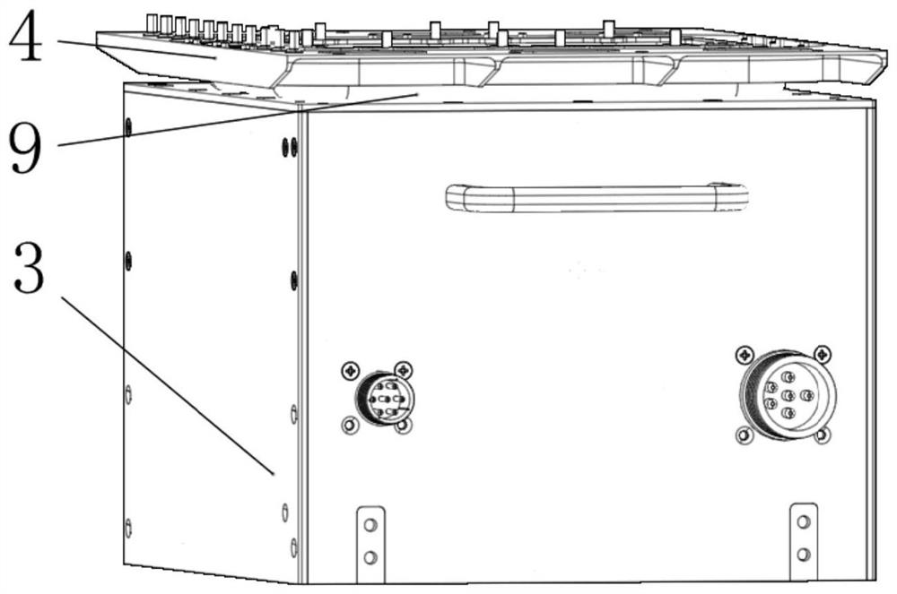 Top sealing device for sealing top of electronic equipment and sealing piece of top sealing device