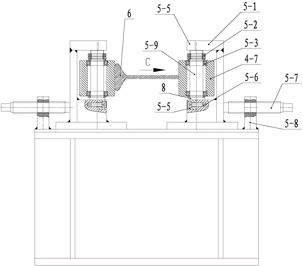 Device and method for movable positioning and shape-righting of workpieces subjected to continuous induction quenching