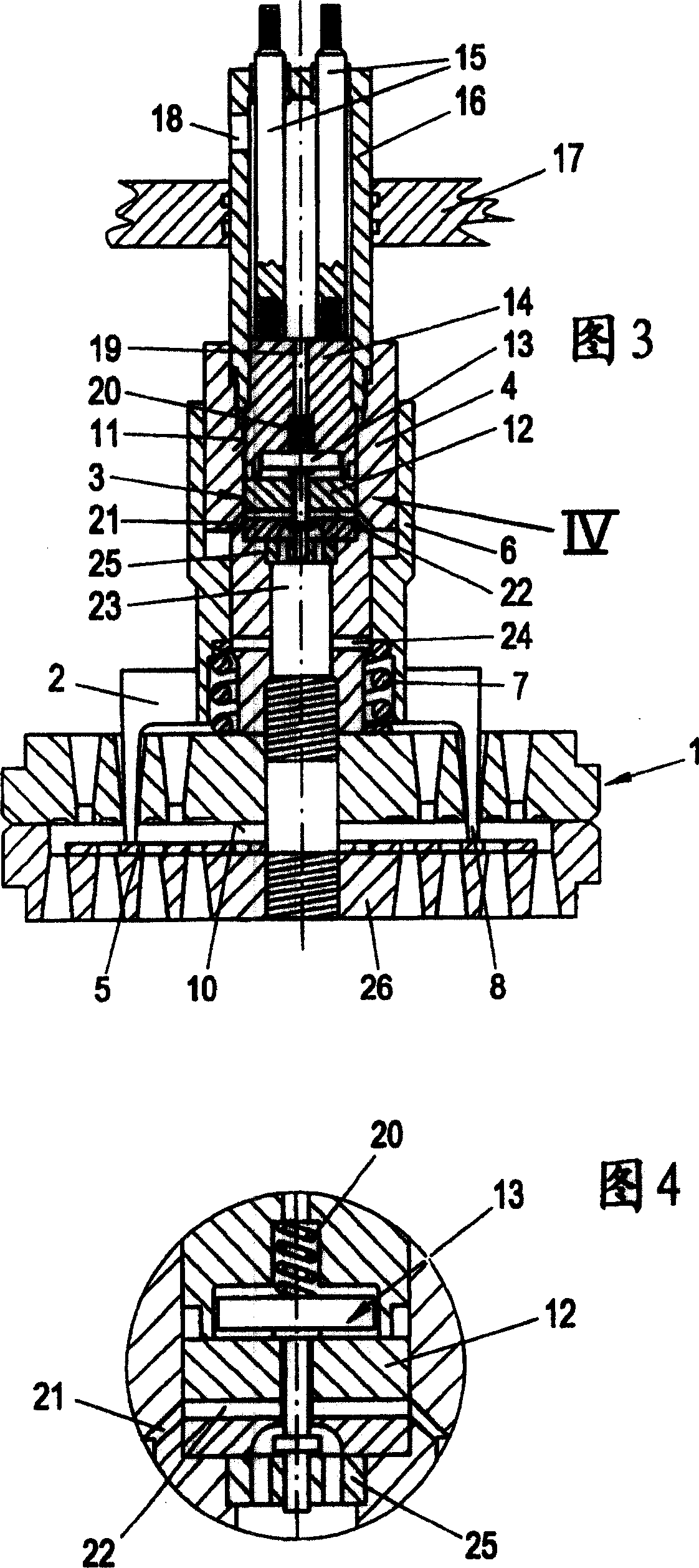 Piston type compressor and method of stepless regulating its transfer quantity
