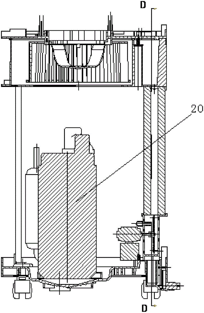 Water pumping structure and air conditioner with water pumping structure